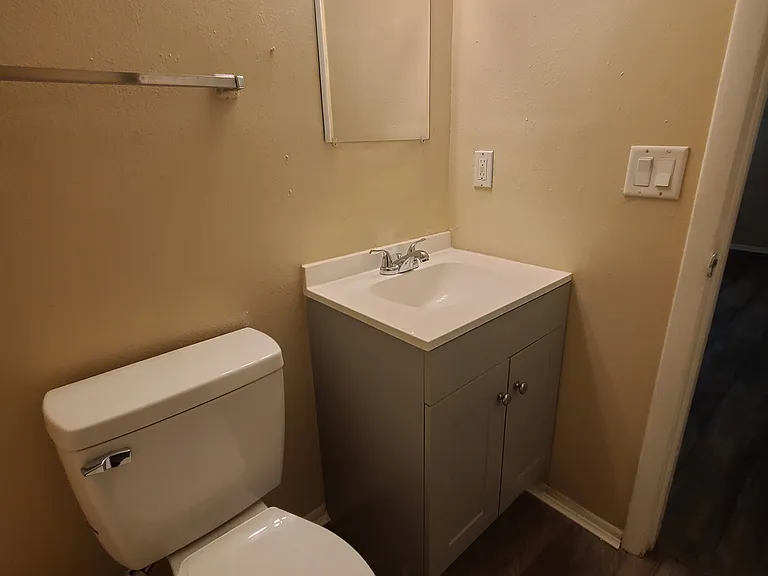 222 Thorntree Pl — Photo 13