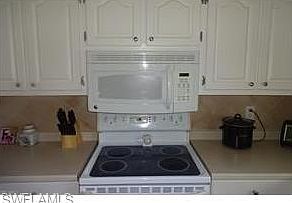 5th image of 919 SW 31st Ter