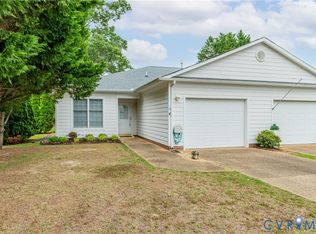 20 Bay Ct, Kilmarnock, VA 22482