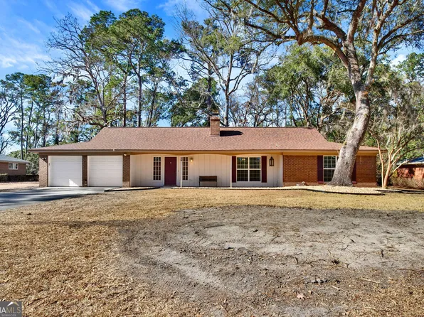 39 Ogeechee Dr, Richmond Hill, GA 31324