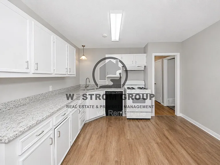 136 Arthur Dr — Photo 13
