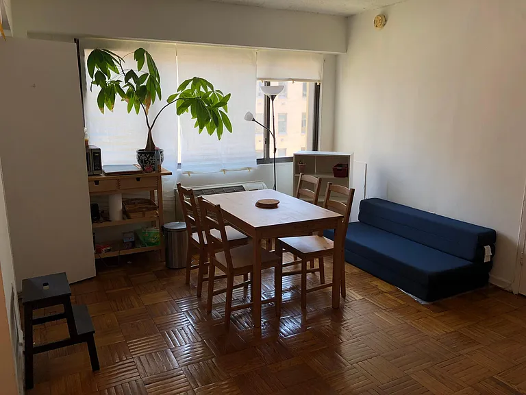 2141 I St NW #614 — Photo 3