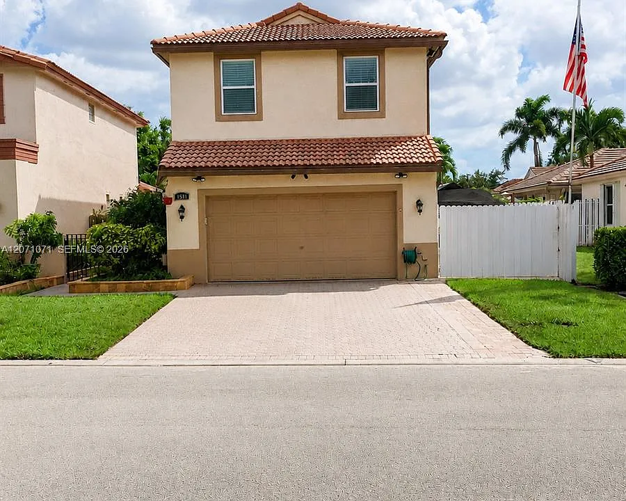 7548 NW 3rd Ct