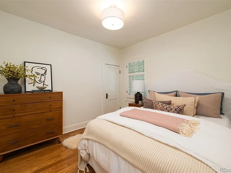 470 S Williams St — Photo 5