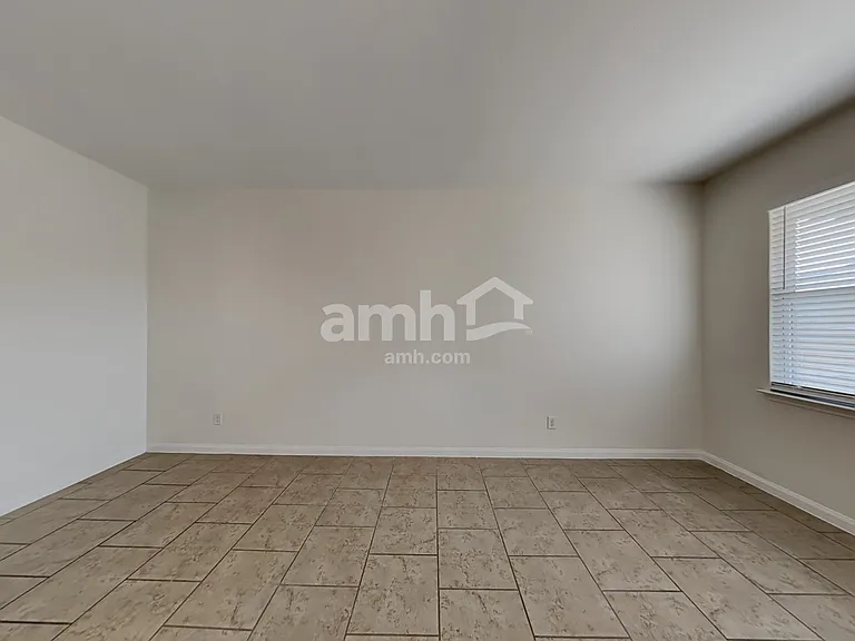 7913 Oxbow Way — Photo 8