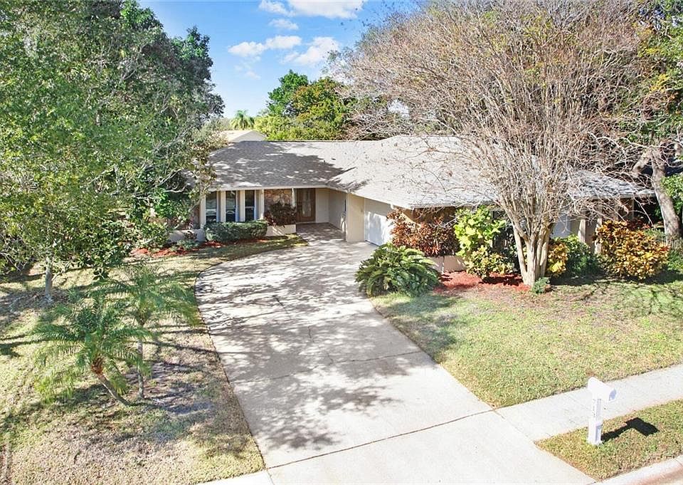1st image of 713 Knollwood Dr