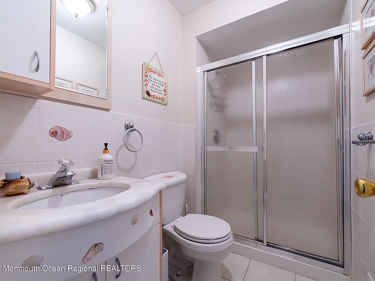 1713 Boulevard #7 — Photo 12