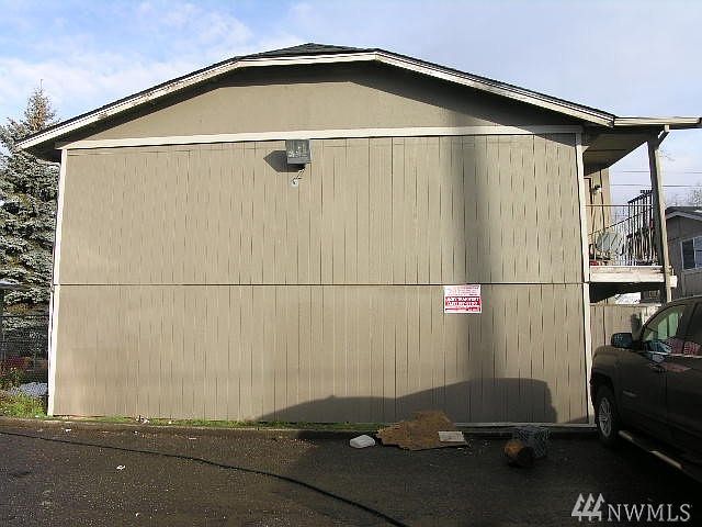 1st image of 1423 E 64th St APT D
