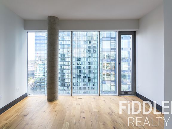5th image of 42-22 27th St #1702