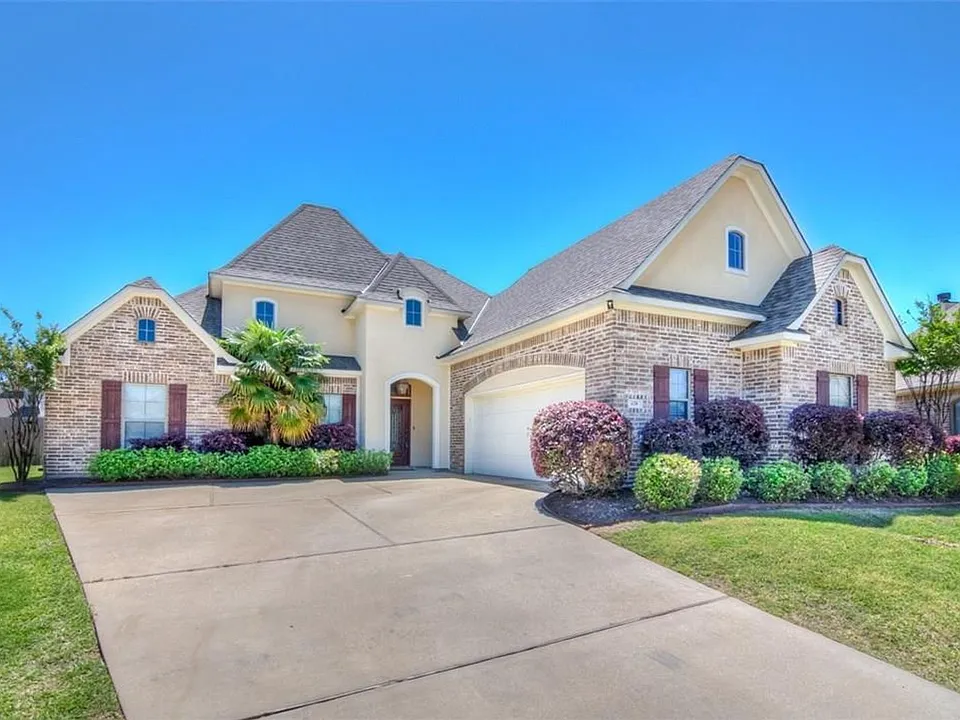 620 Manassas Cir