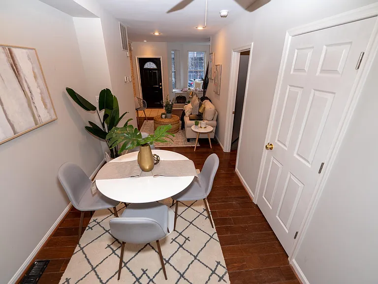 1119 Race St — Photo 12