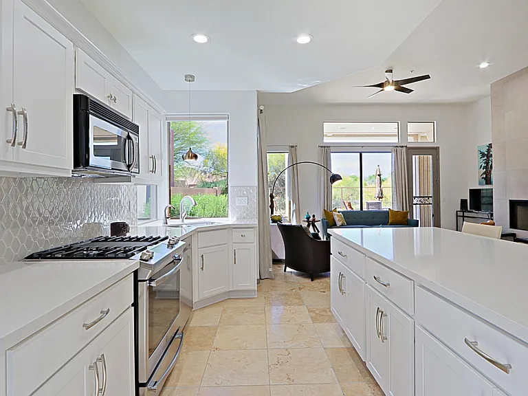 7122 E Aloe Vera Dr — Photo 8