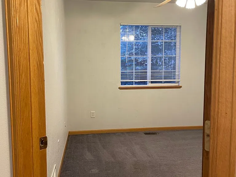 124 Rock Bridge Dr — Photo 24