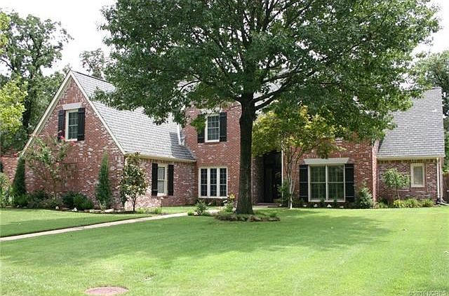 This pristine home sits in a lovely subdivision in Jenks school district.  The extra large lot includes an inground gunite pool.