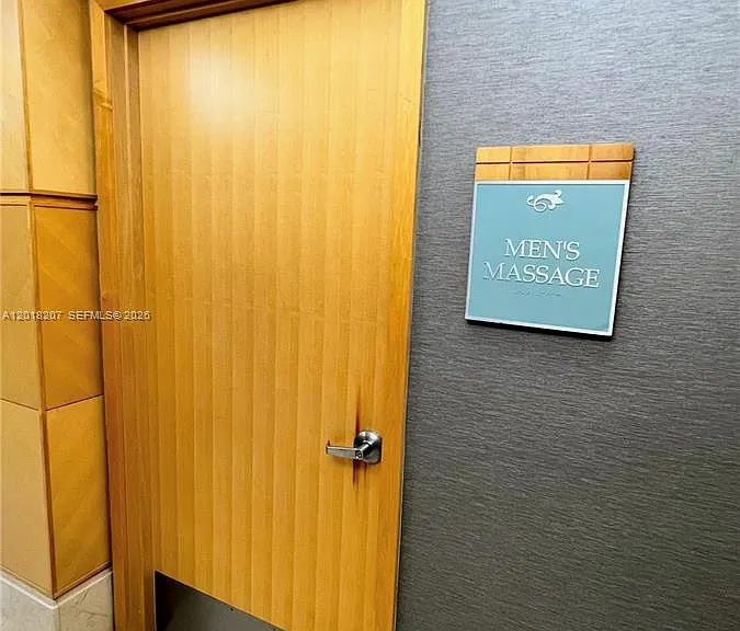 19400 Turnberry Way #1132 — Photo 37