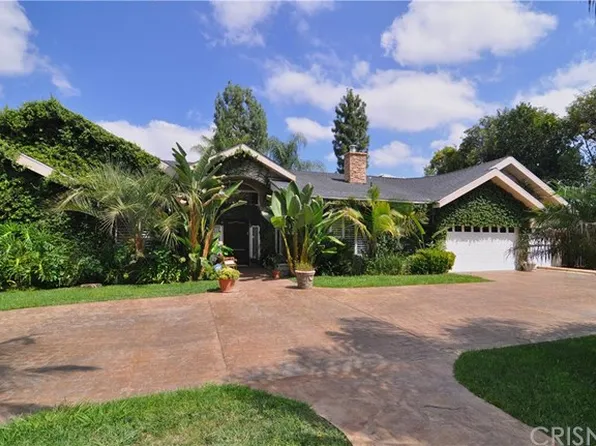 22623 Califa St, Woodland Hills, CA 91367