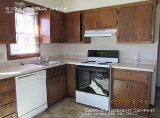 610 E College Ave, Waukesha, WI 53186