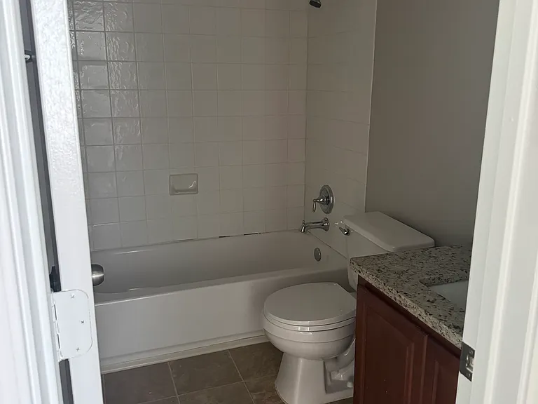 318 Wimberley St — Photo 2