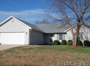 3259 Stonebridge Dr, Shiloh, IL 62221