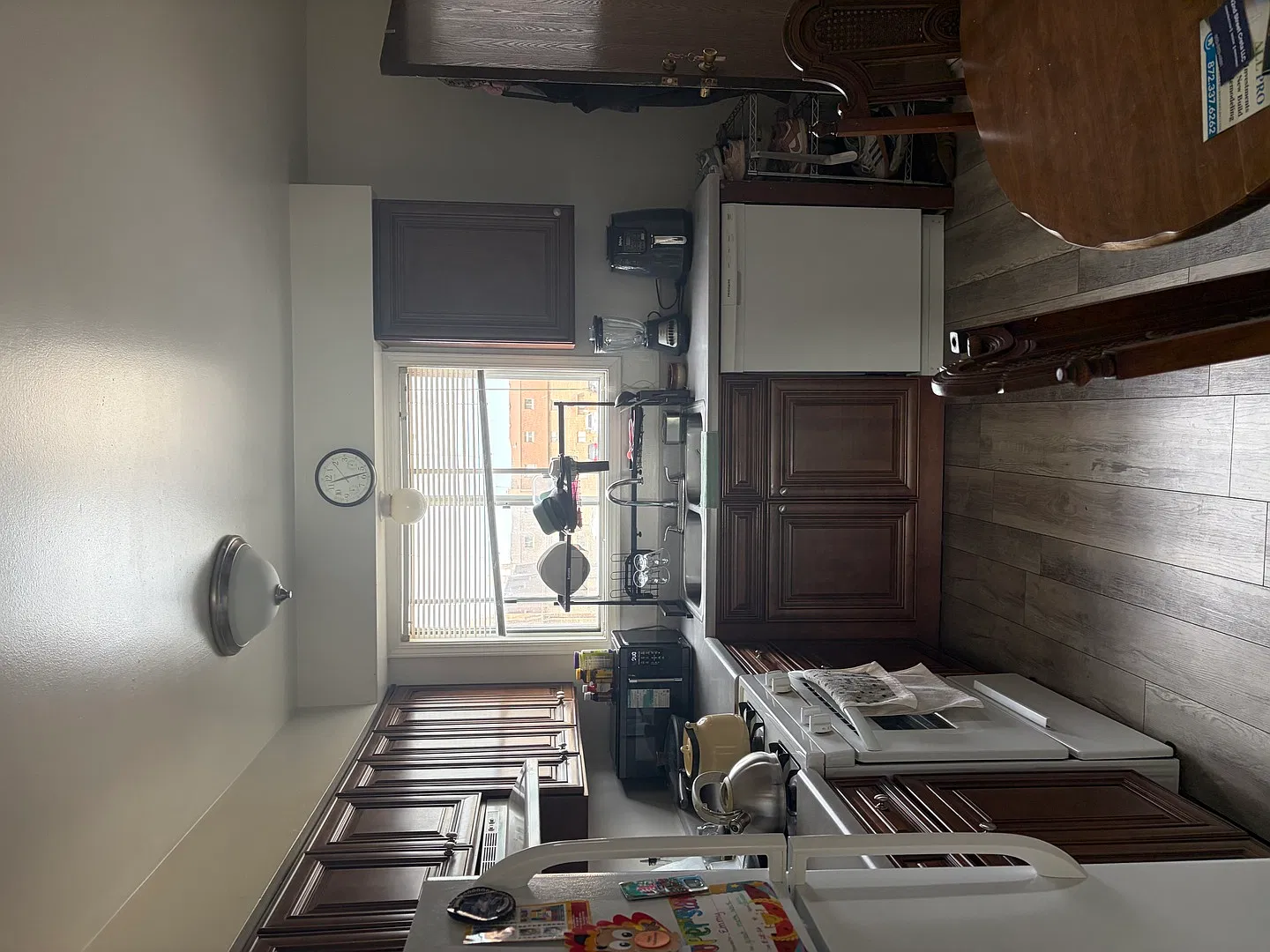 2 bed, 900 sqft, $2,200 — Photo 4