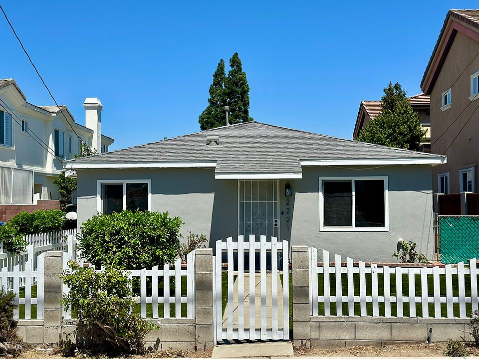 OPEN HOUSE SAT/SUN 1pm-2pm