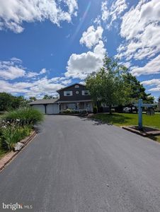 7845 Chambers Hill Rd, Harrisburg, PA, 17111