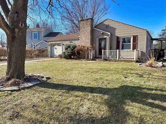 4th image of 2406 Brittany Ln