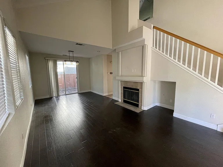 2802 Cedrus Ct — Photo 4