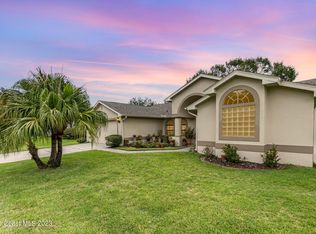 617 Sheridan Woods Dr, West Melbourne, FL 32904