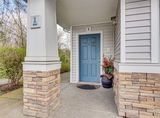 13682 SW Hall Blvd APT 2, Tigard, OR 97223