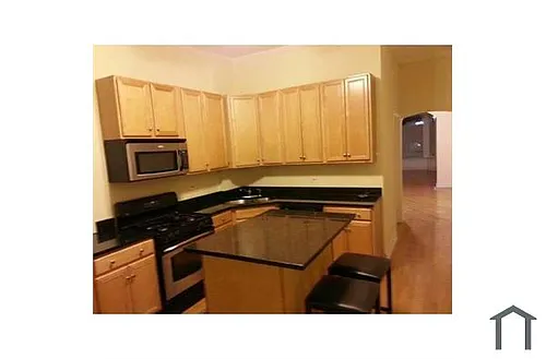 2736 W Crystal St #1 Photo 1