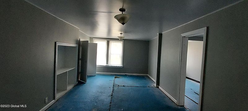 3rd image of 139 Bouck Street