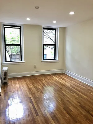 Rented by Silverstreet RE LLC | media 7