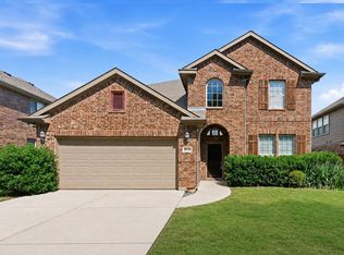 8124 Black Sumac Dr, Fort Worth, TX 76131