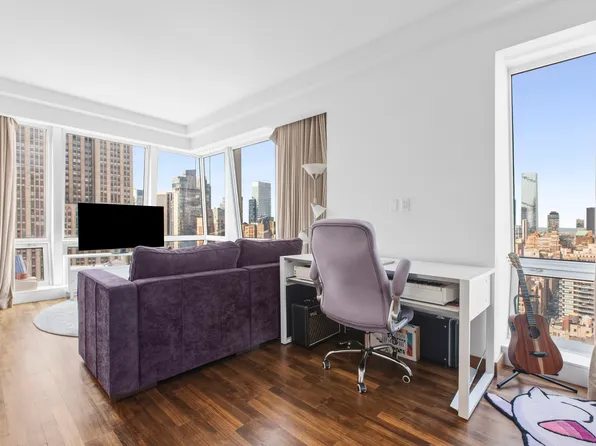 400 5th Ave, New York, NY