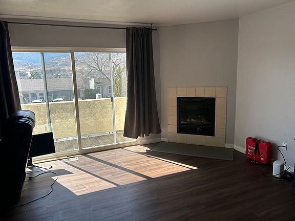 2nd image of 2612 W Pikes Peak Ave #2612