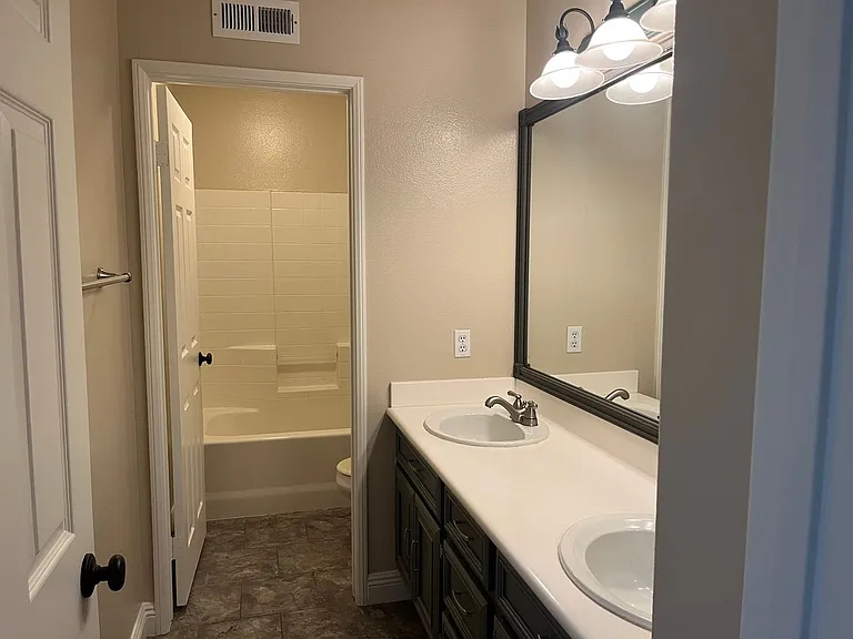 43213 Corte Astorga — Photo 12