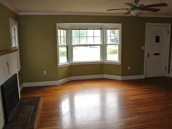 5th image of 795 NE Ochoco Ave Unit A
