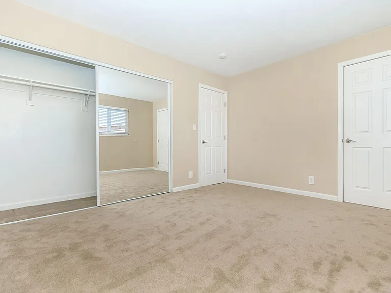 4401 Central Ave — Photo 77