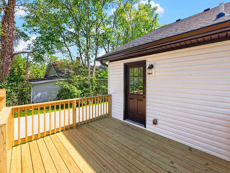 206 Ross Ave #110 — Photo 36