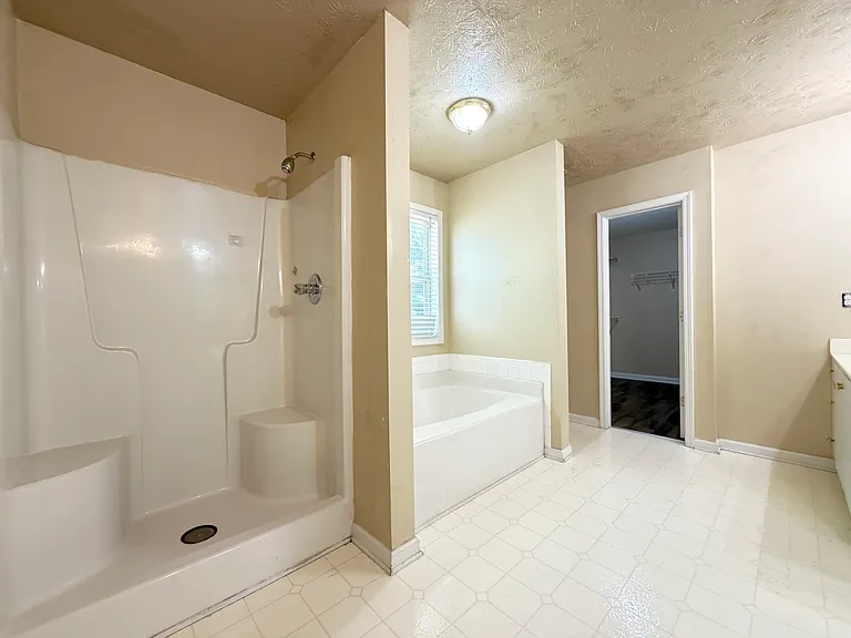 3272 Sentinel Cir — Photo 23