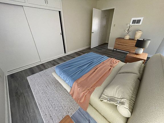 2nd image of 1114 E Wilson Ave #3