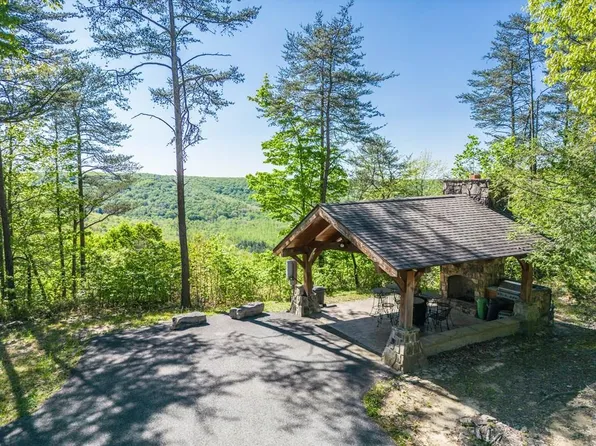 40 Westridge Trl, Monterey, TN 38574