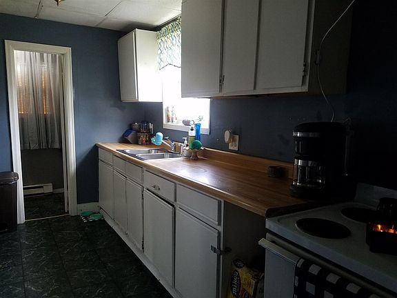 4th image of 82 Liberty Ave