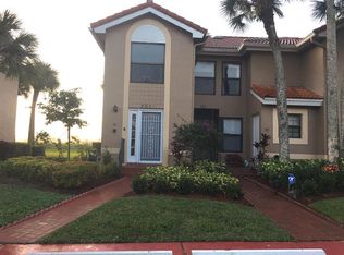 10910 Lakemore Ln APT 201, Boca Raton, FL 33498