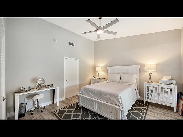 5649 Westwind Ln — Photo 8