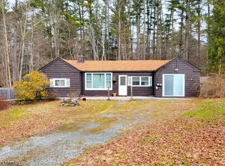 35 Hotalen Rd, Sandyston, NJ 07826