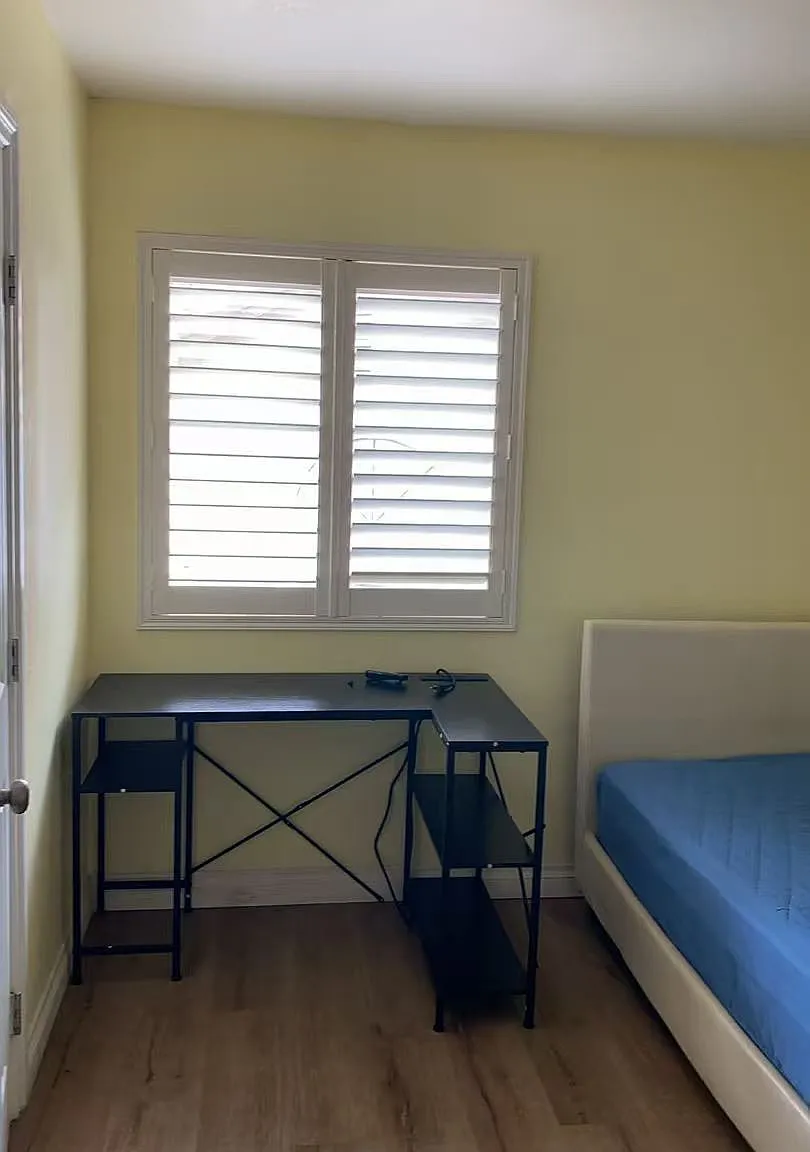 1 bed, 2303 sqft, $900 — Photo 2