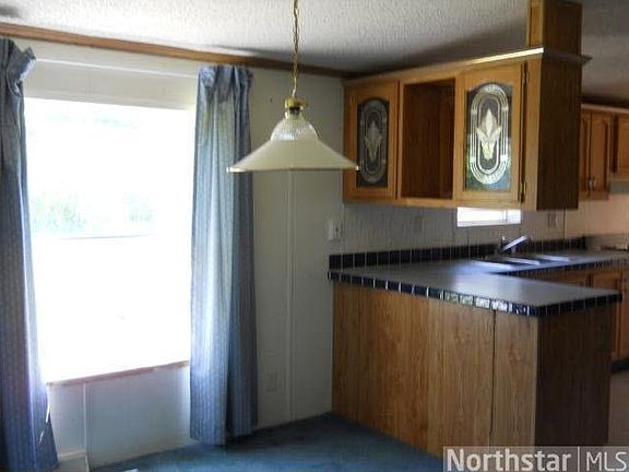 4th image of 926 Highland Drive