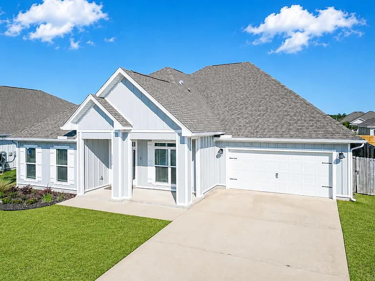 6242 Jenks Dr — Photo 2